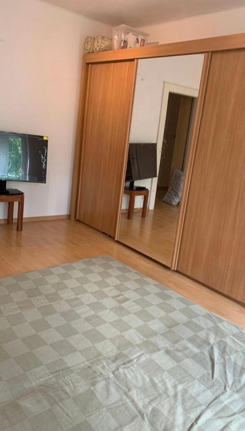 Privatunterkunft Grosszuegiges Zimmer In Burgnaehe